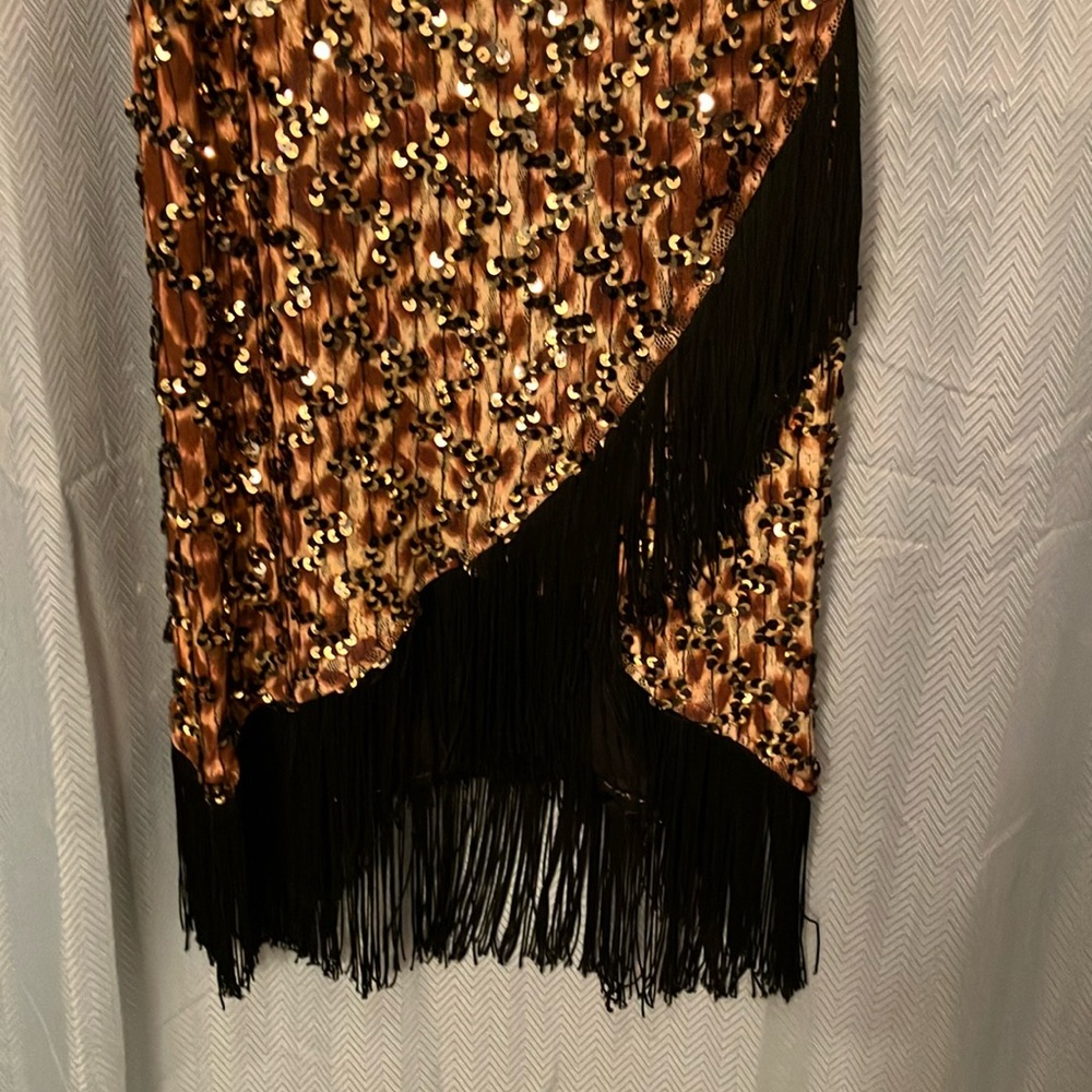 Dress - Picture 2 of 3